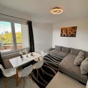 hubert.find-berlin-hotels.com/
